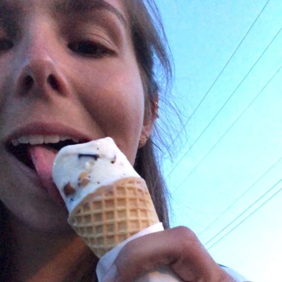 Meet your Posher, G - Picture 1 of 1